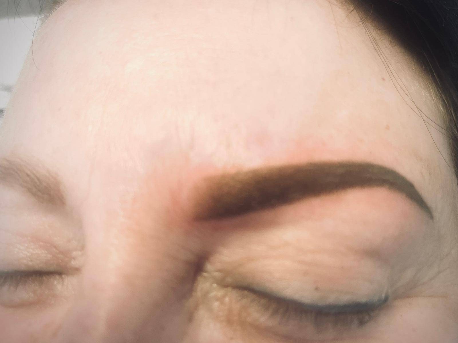 Permanentný make-up obočia